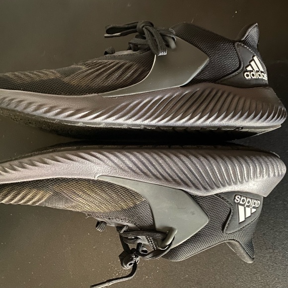 Adidas Alphabounce - Picture 4 of 5